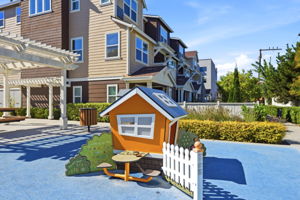  Photo 39
