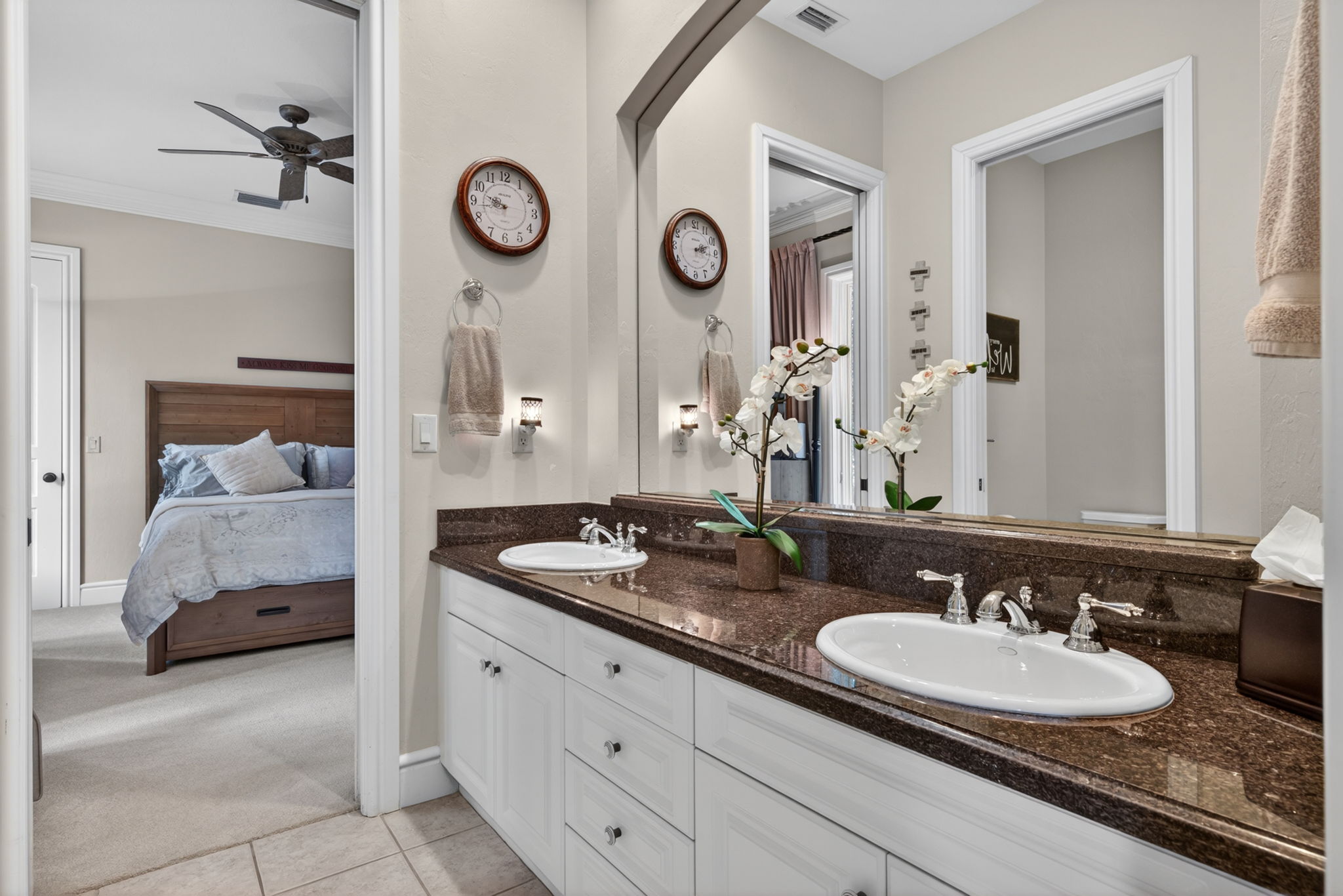 Guest Bathroom 2 of 2