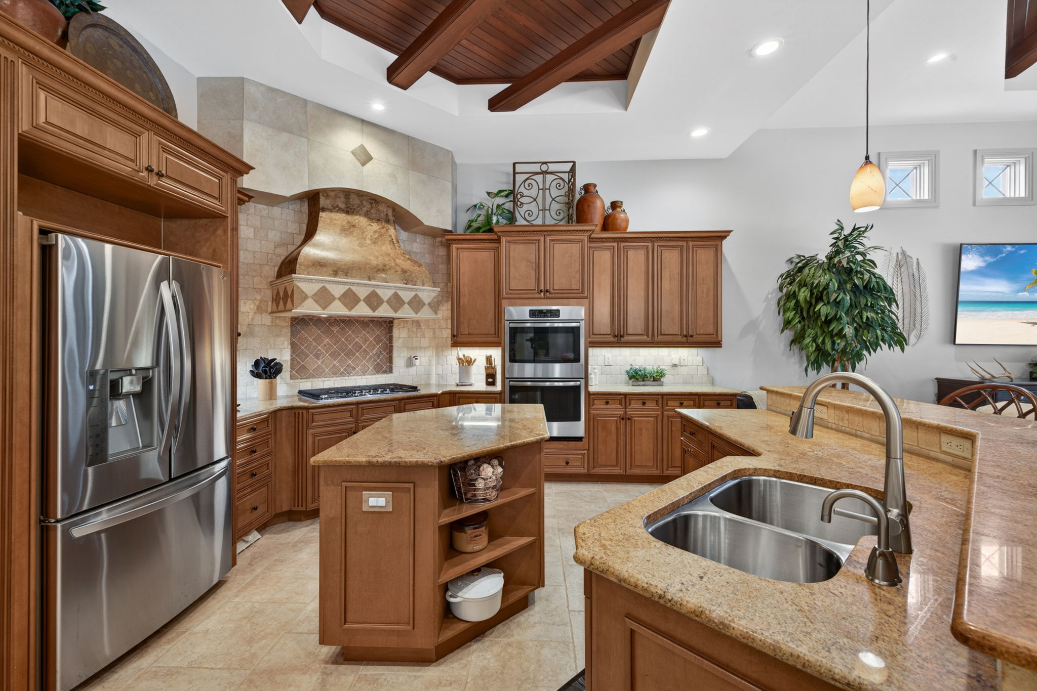 Kitchen 1 of 4