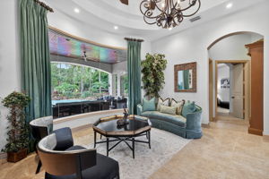 Family Room 1 of 6