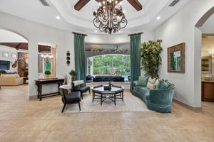 Family Room 2 of 6
