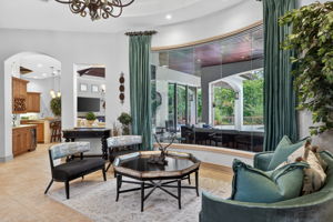 Family Room 3 of 6