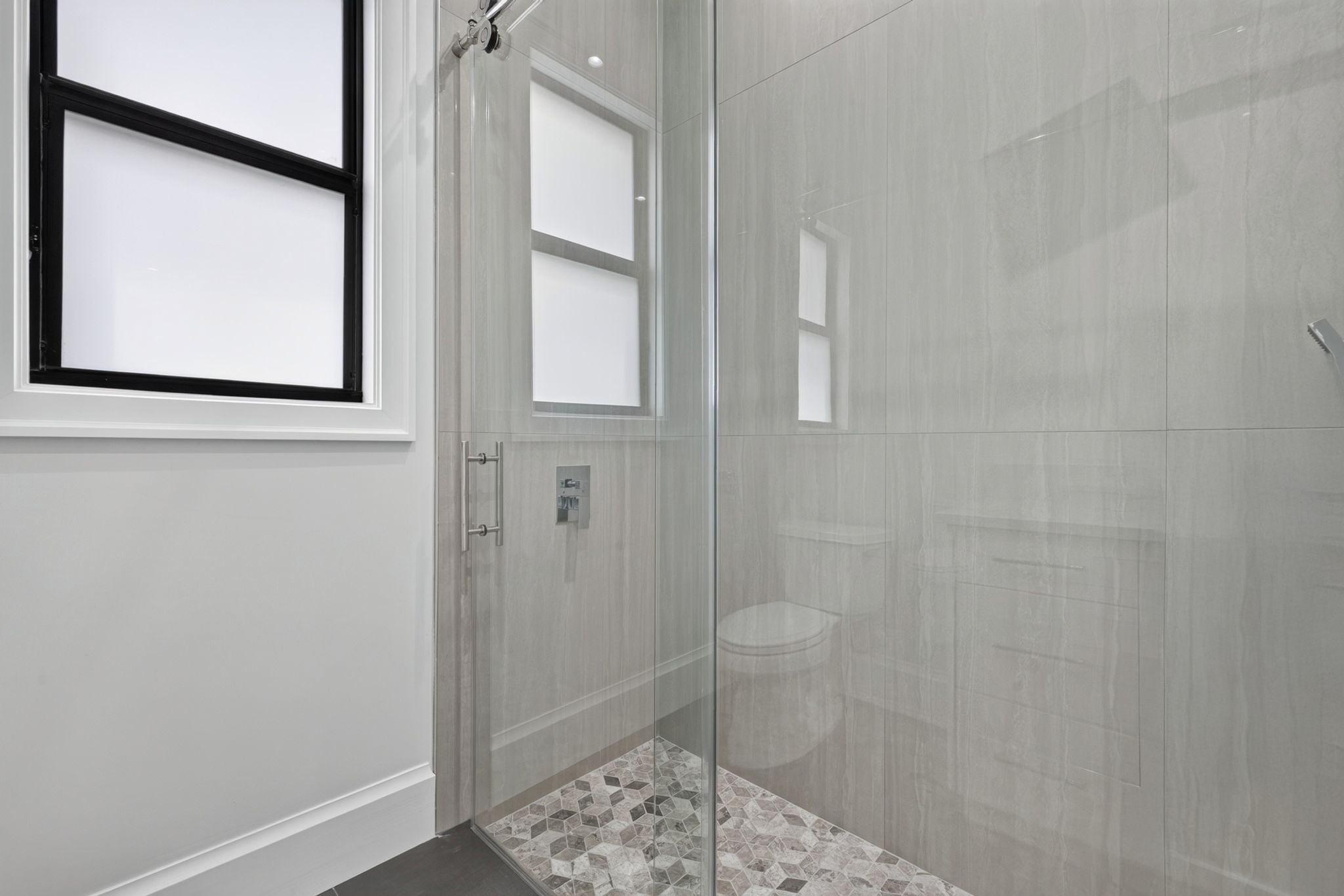Guest Bathroom 2- 2 of 2