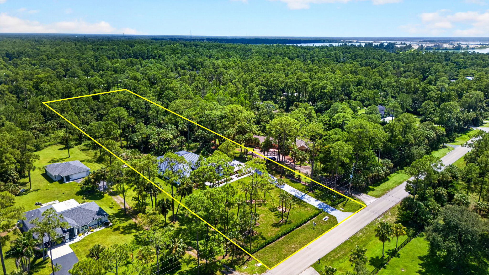 Aerial Front Exterior 3 - lot line