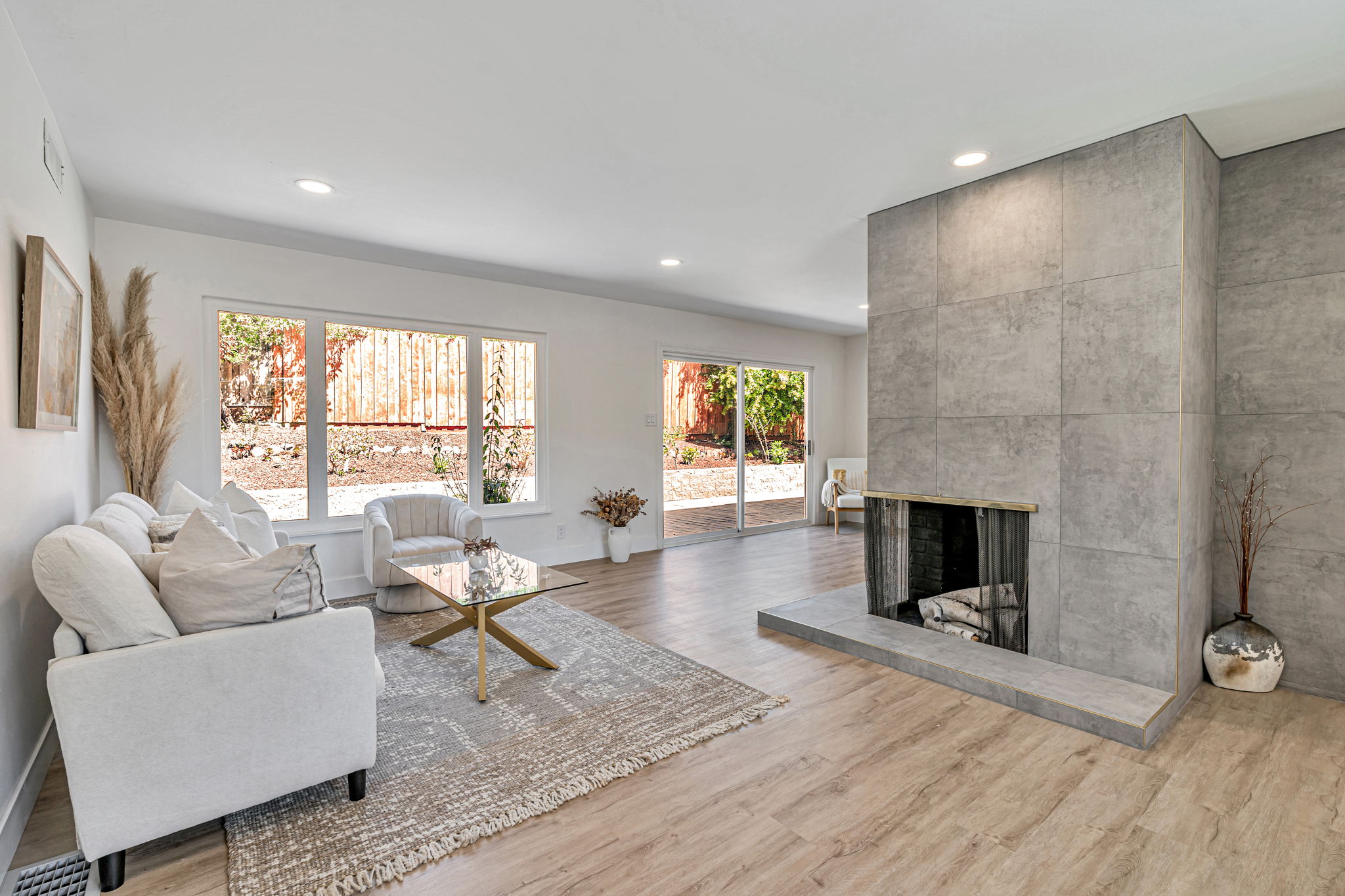 006__430 Marshall Dr