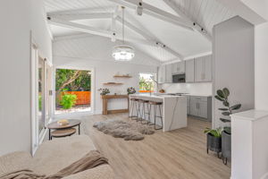 009__430 Marshall Dr