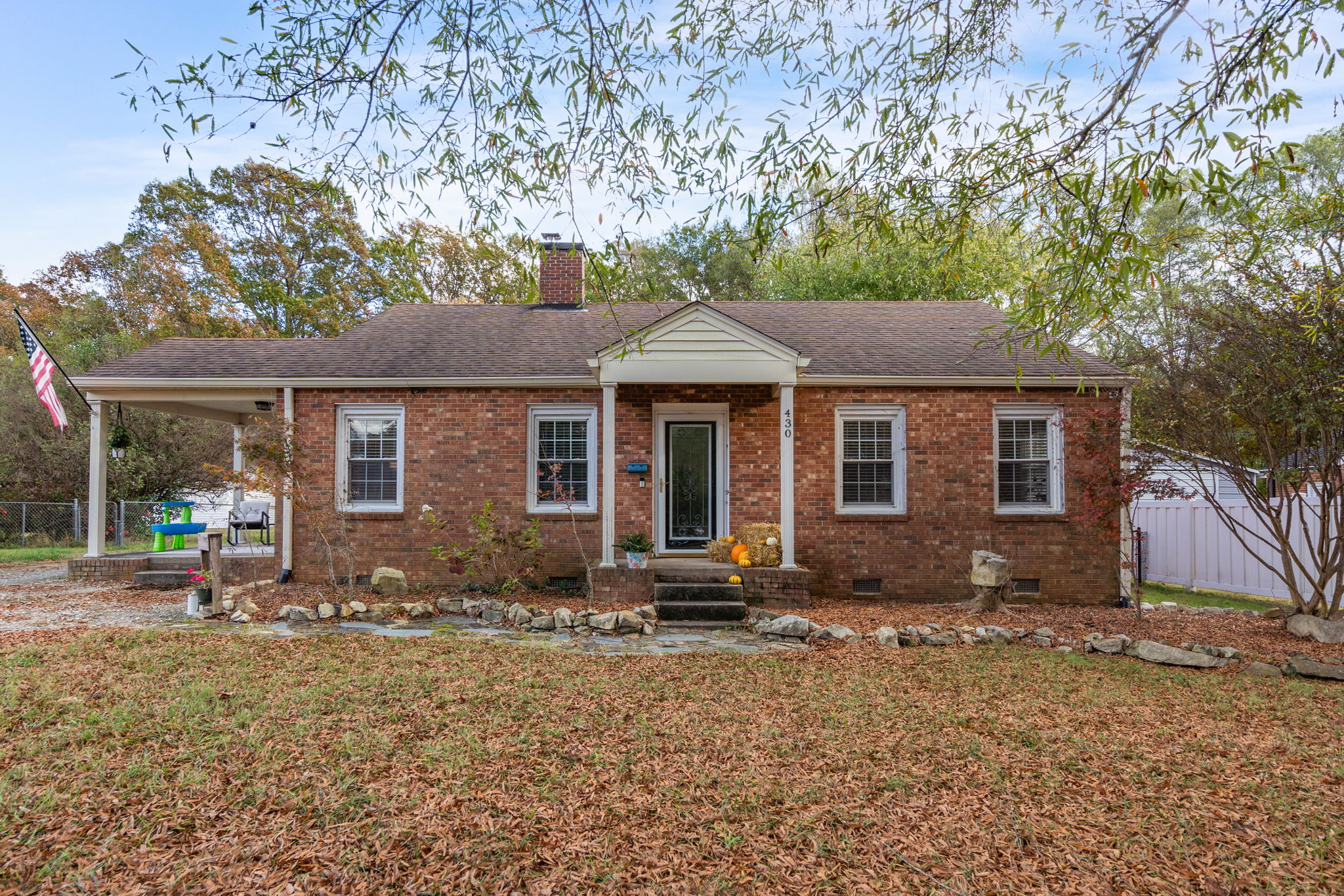 430 Pine Grove Dr-1
