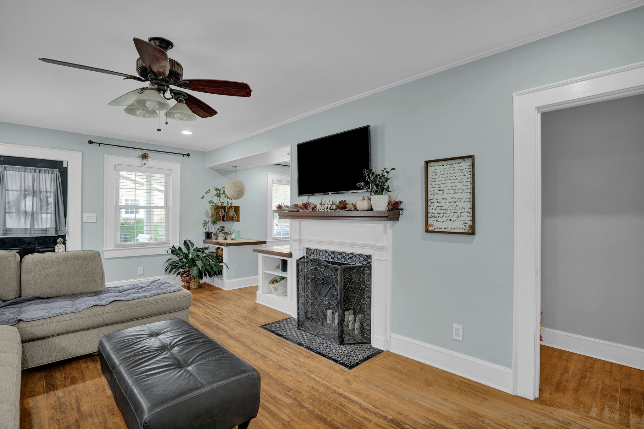 430 Pine Grove Dr-7