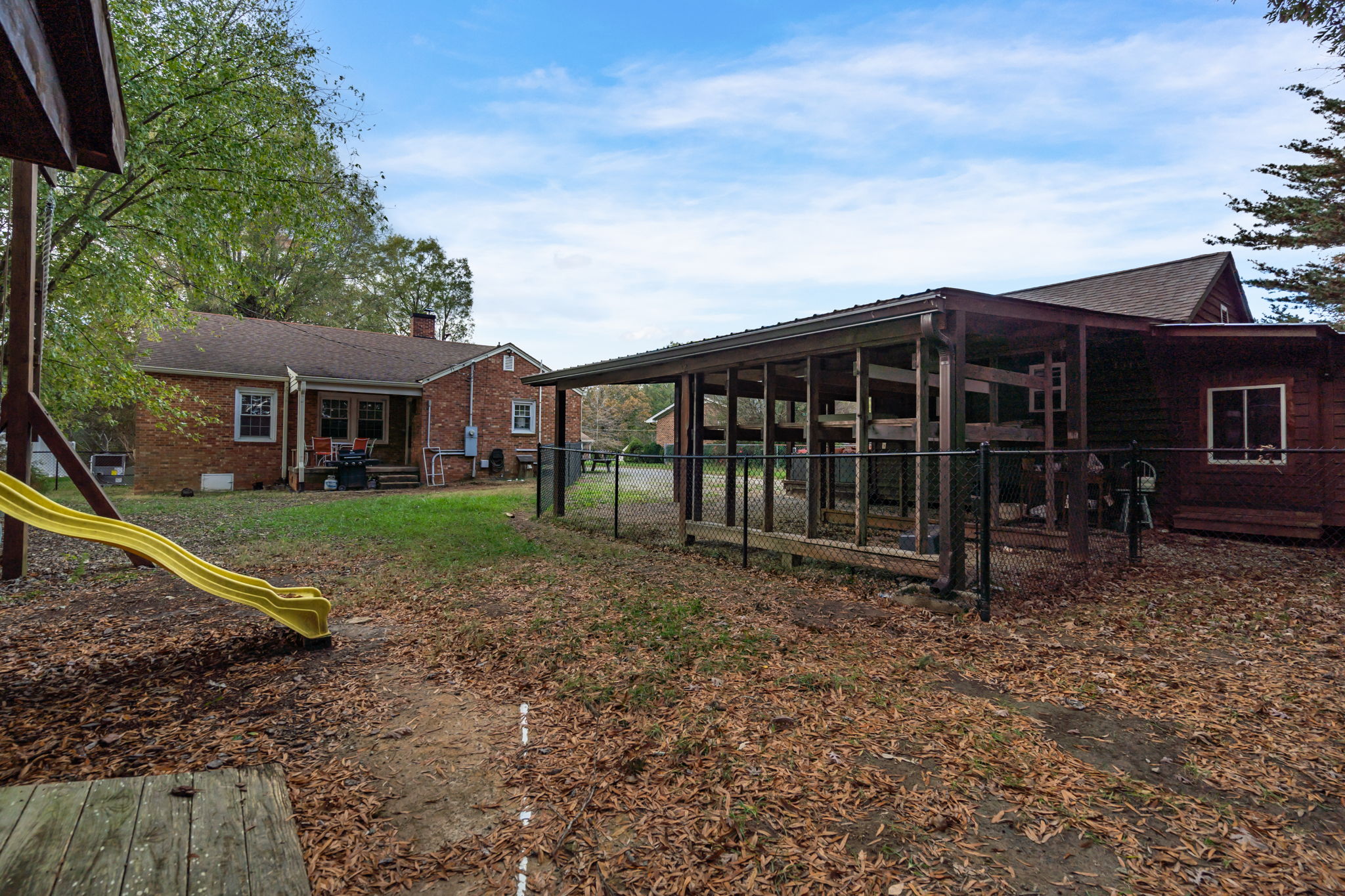 430 Pine Grove Dr-29