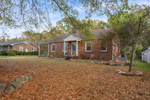 430 Pine Grove Dr-3