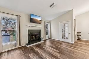 Queens Rd 732-S0512-006.jpg