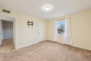 Queens Rd 732-S0512-018.jpg