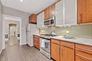 430 S Maple Ave 3S_025