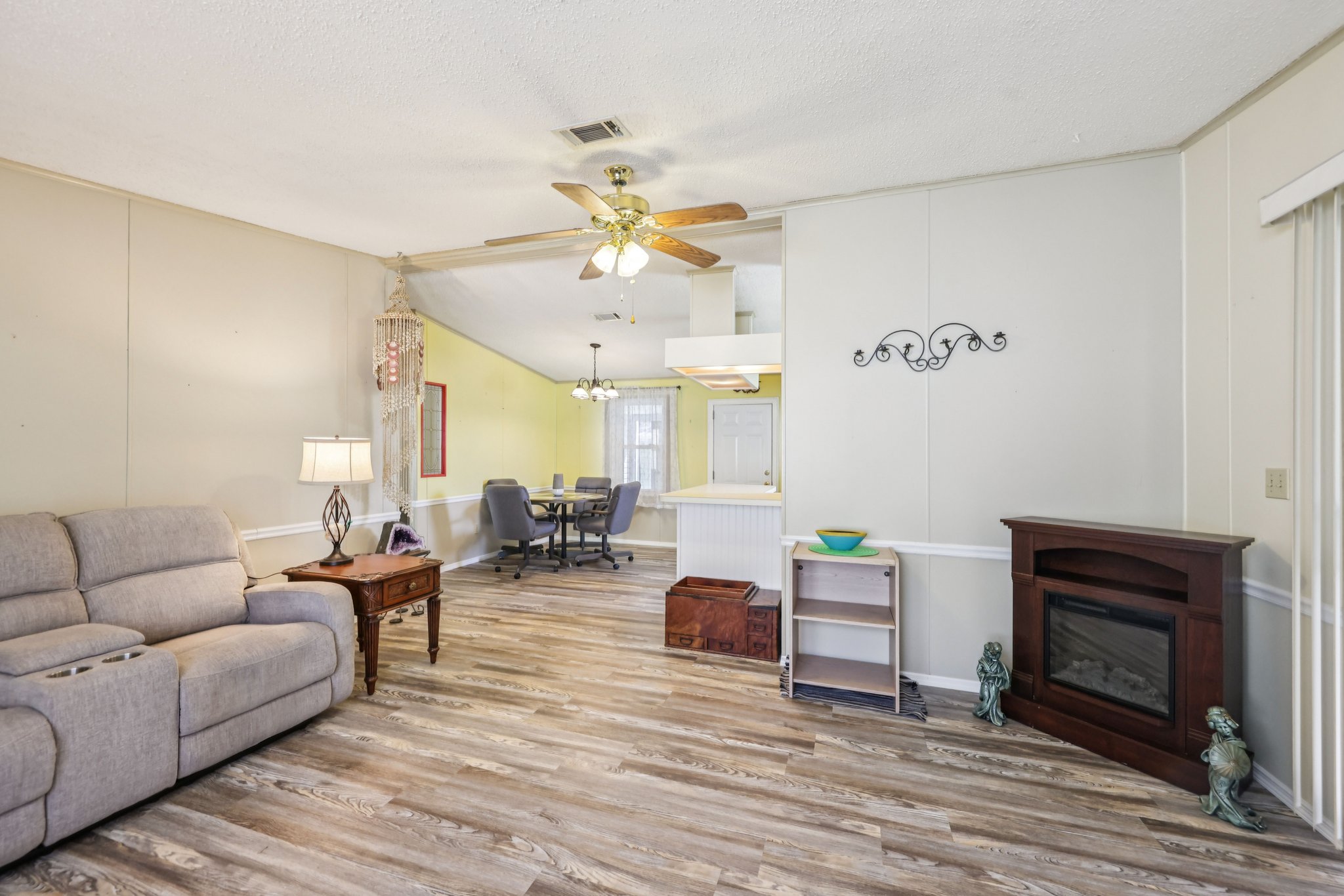 Tarrson Blvd-S1710-009.jpg