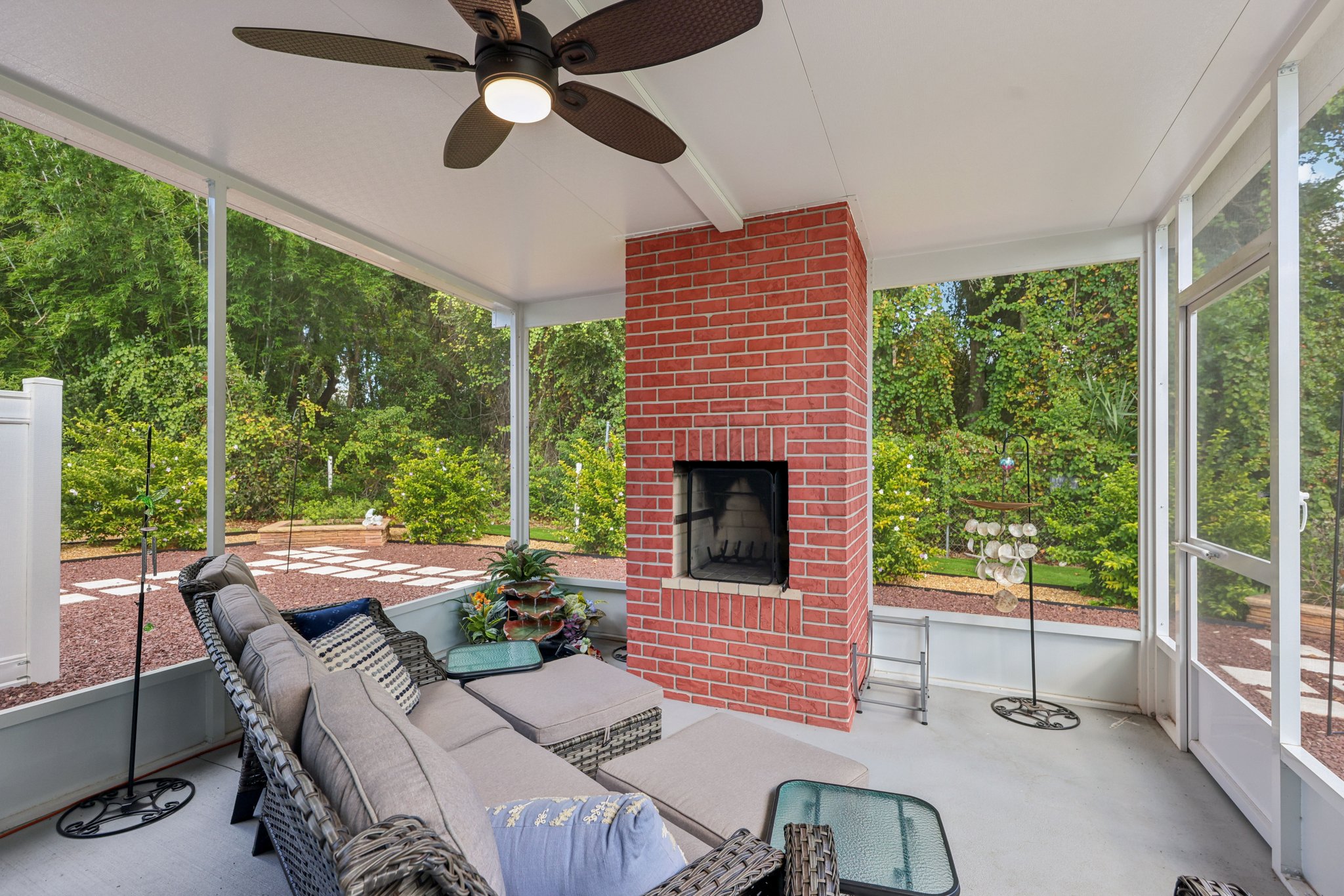 Tarrson Blvd-S1710-033.jpg