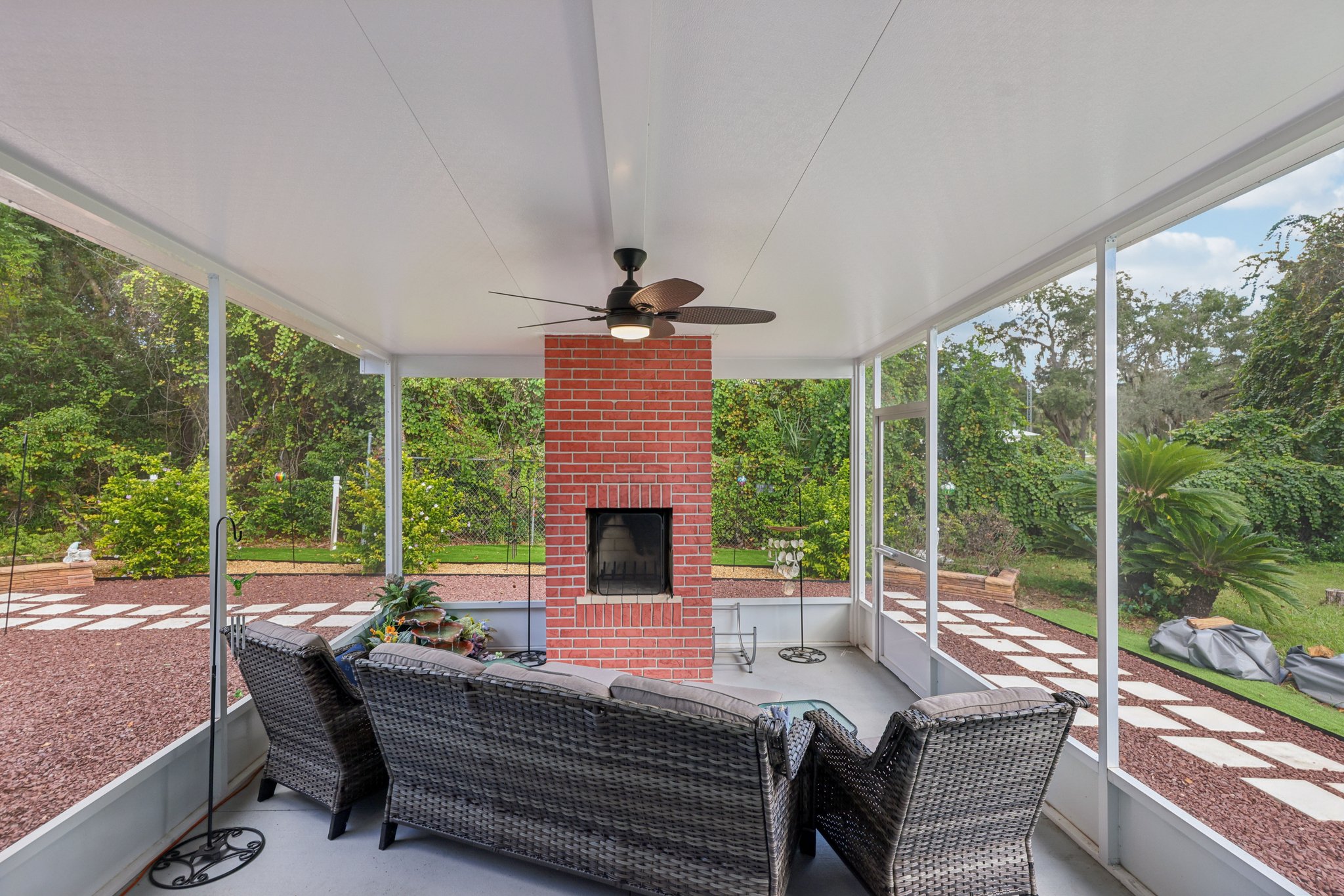 Tarrson Blvd-S1710-035.jpg