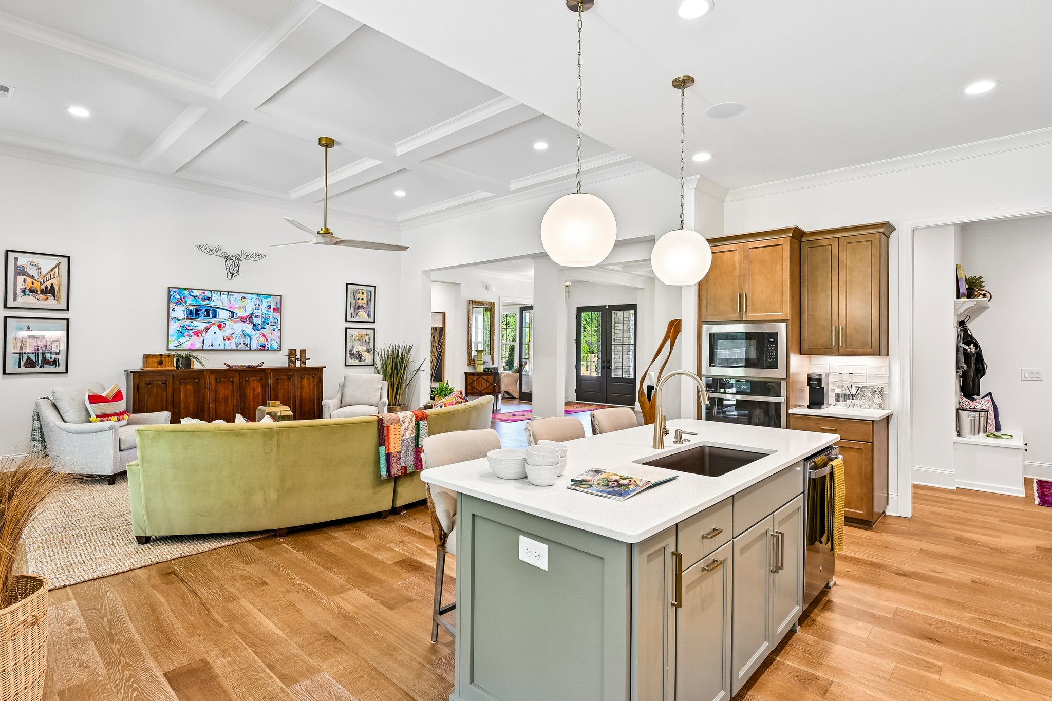 Voyager Ln NE-S1405-017r.jpg