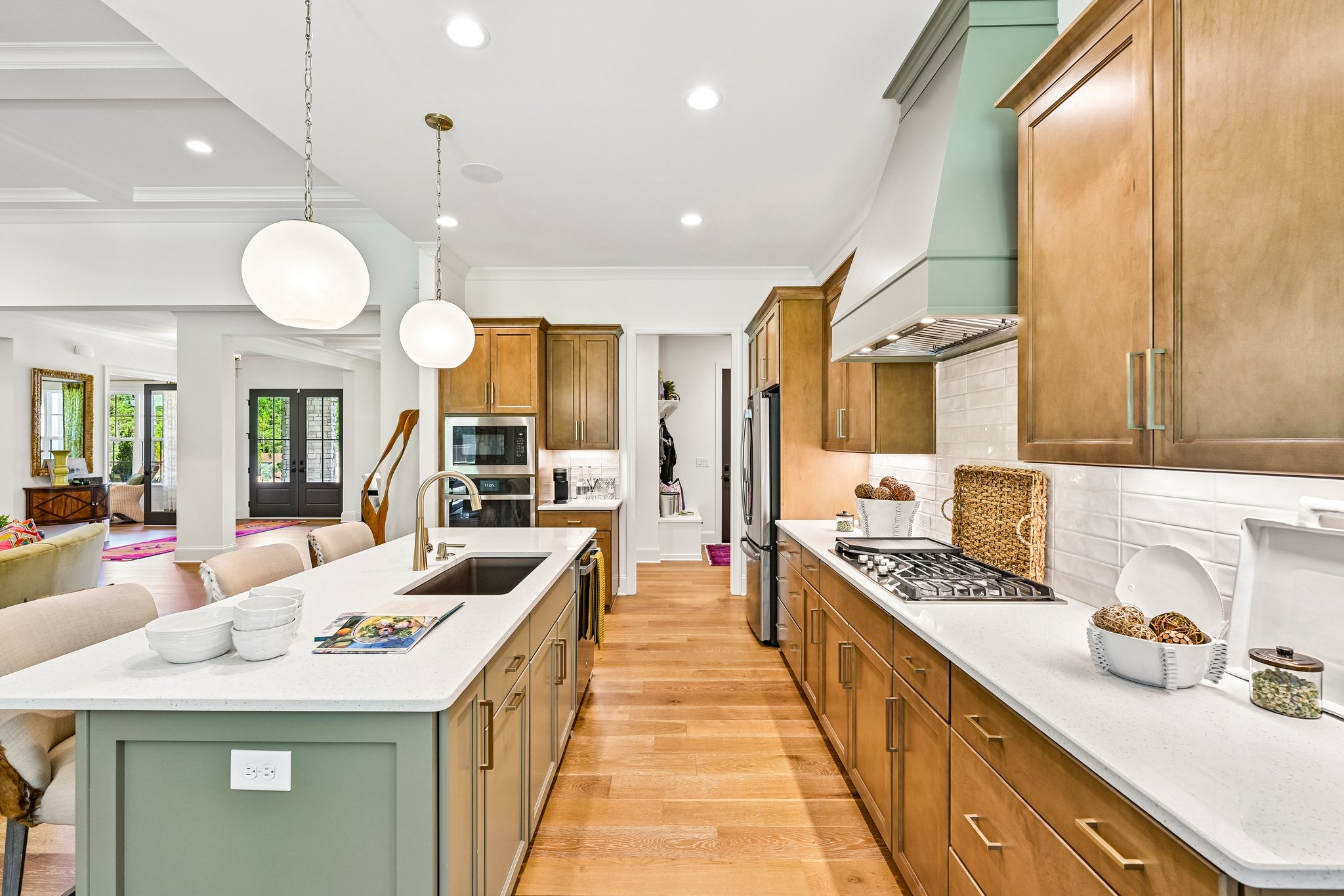 Voyager Ln NE-S1405-018r.jpg