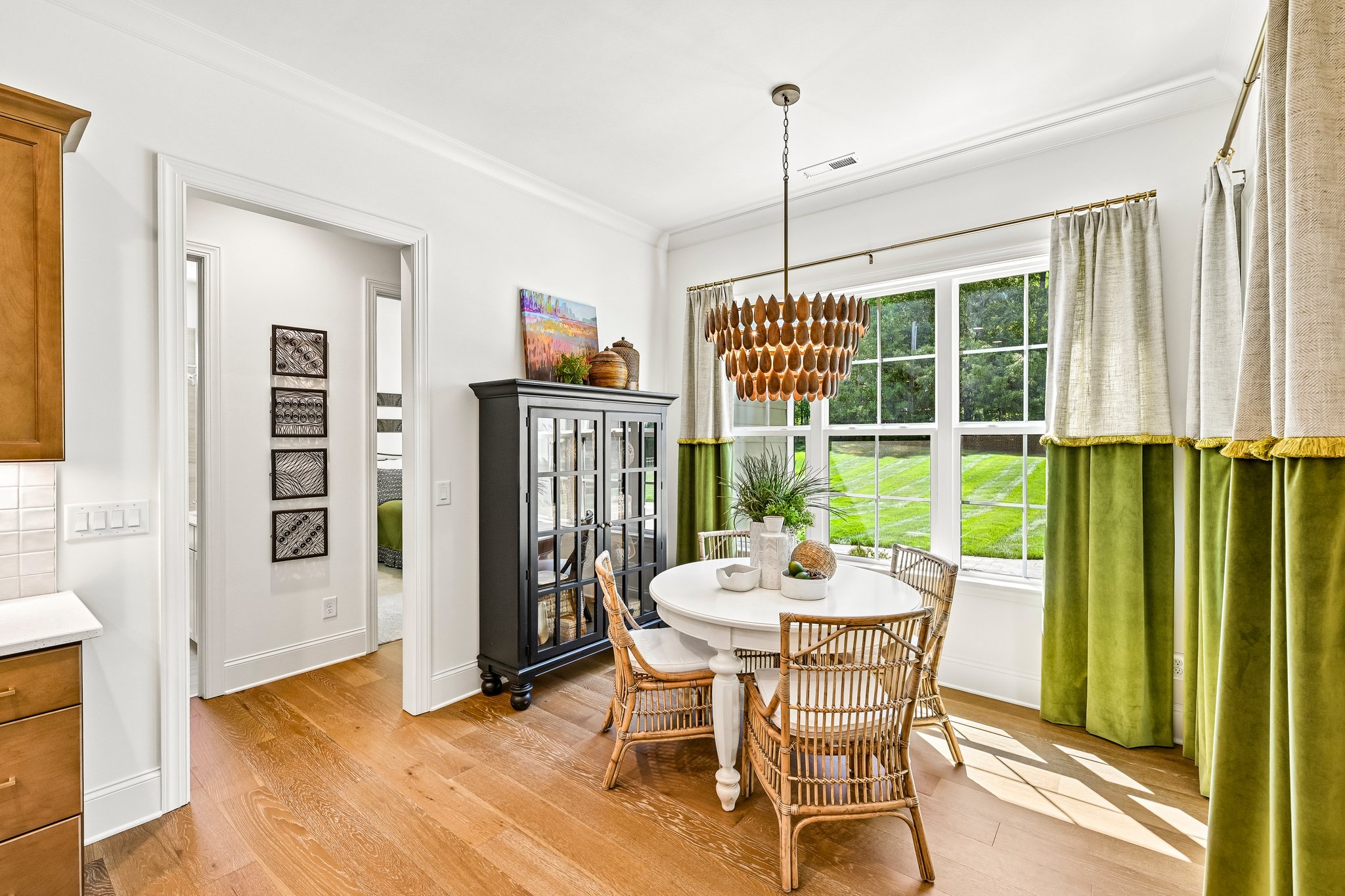 Voyager Ln NE-S1405-019r.jpg