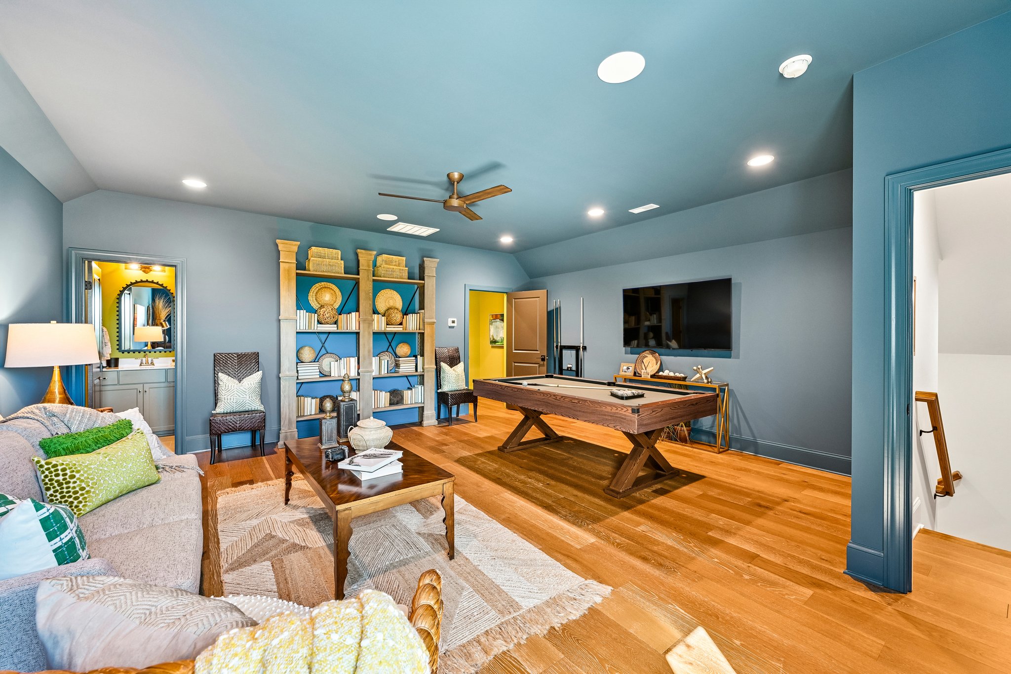 Voyager Ln NE-S1405-025r.jpg