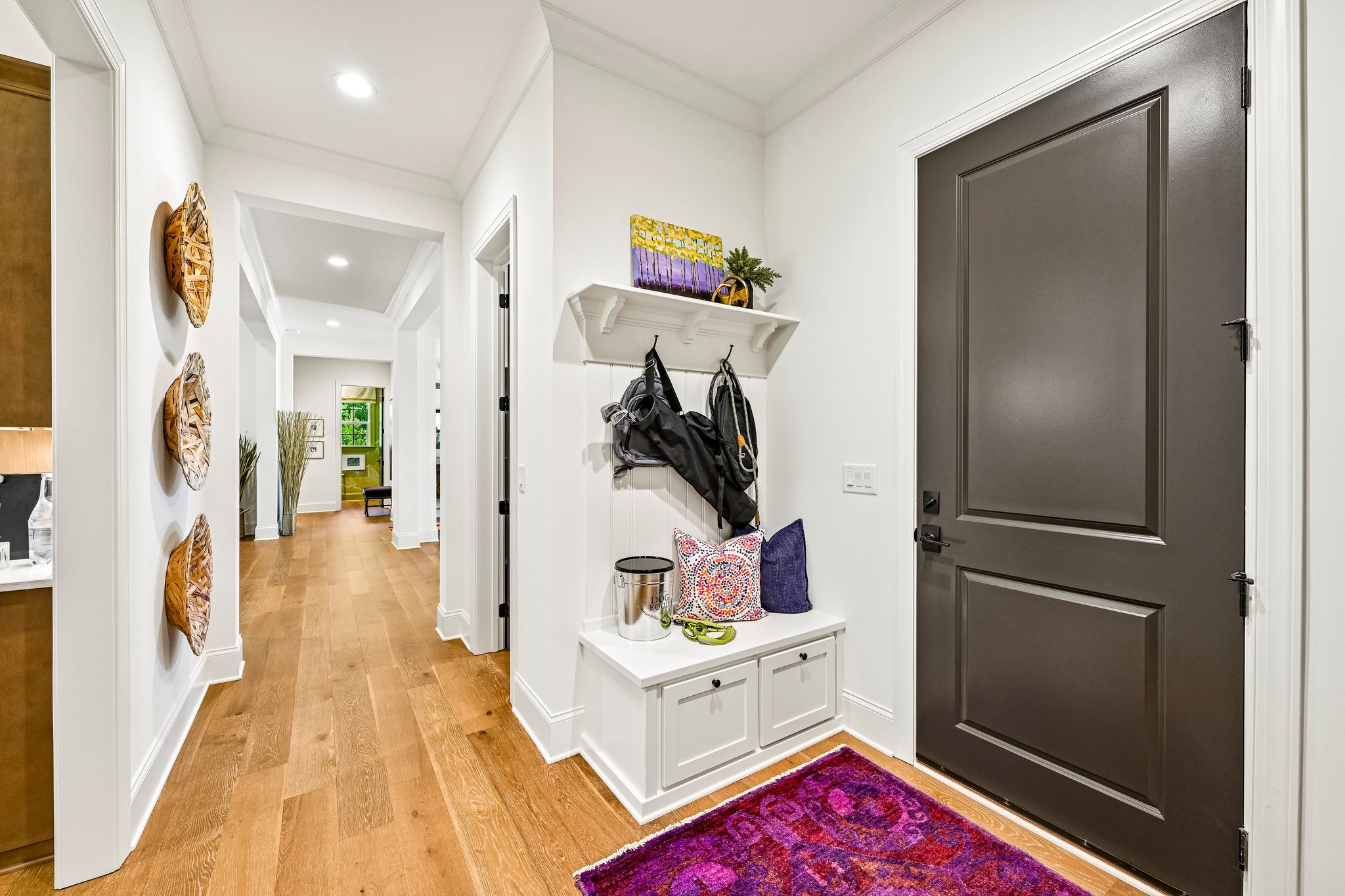 Voyager Ln NE-S1405-032r.jpg