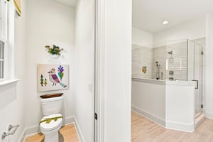 Voyager Ln NE-S1405-044r.jpg