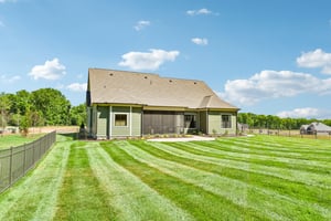 Voyager Ln NE-S1405-058r.jpg