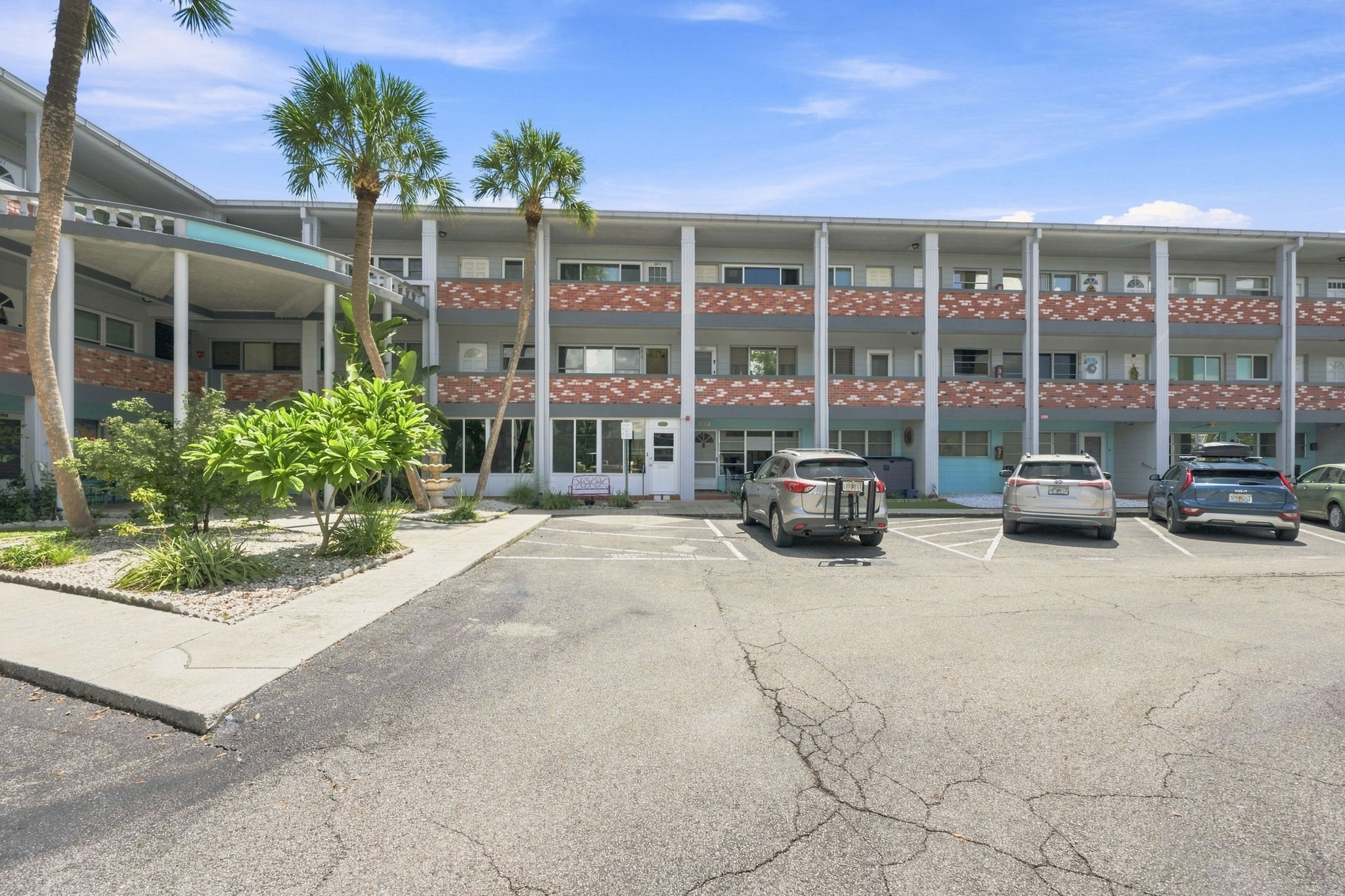 Front Exterior1
