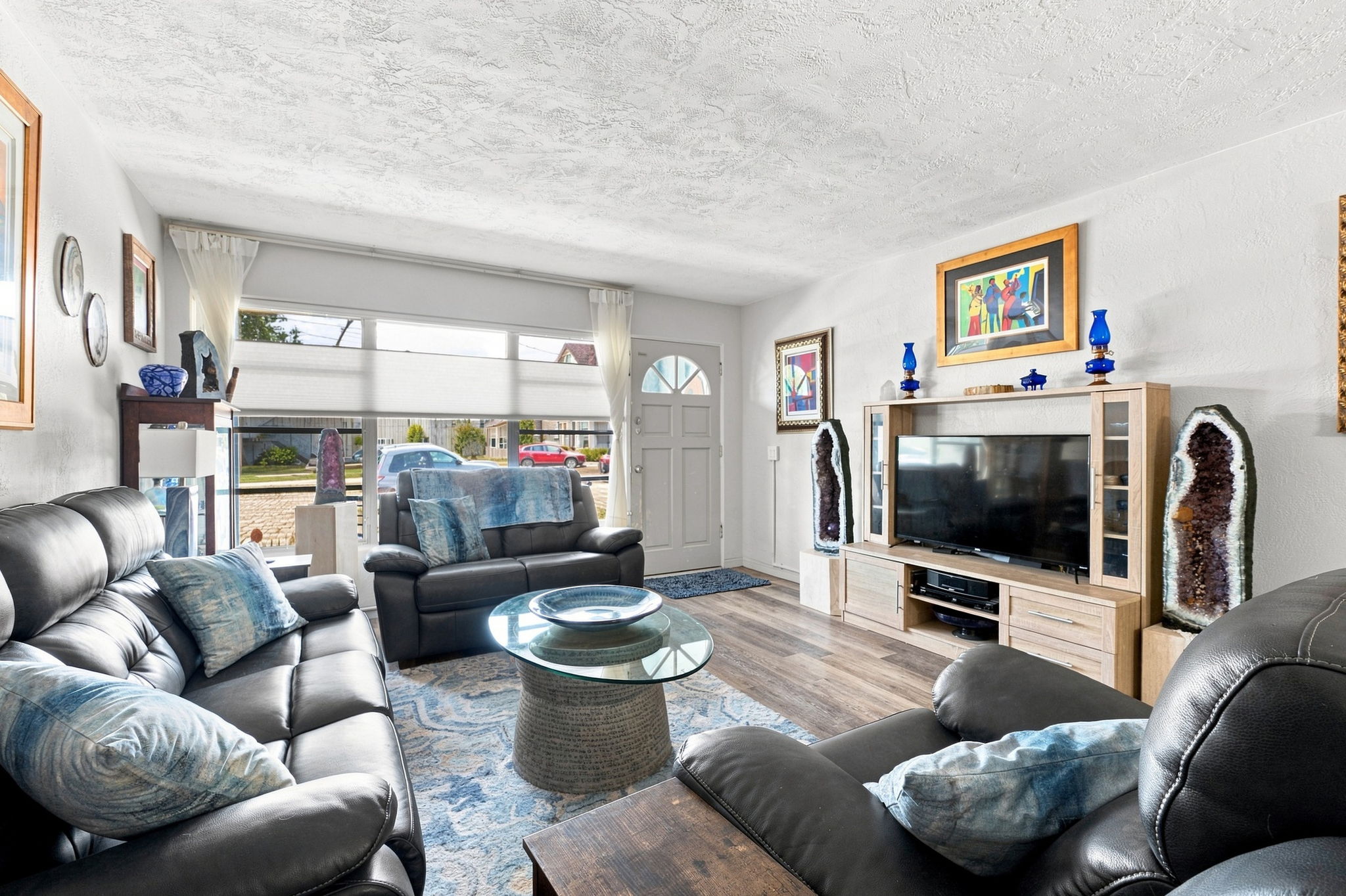 Living Room2