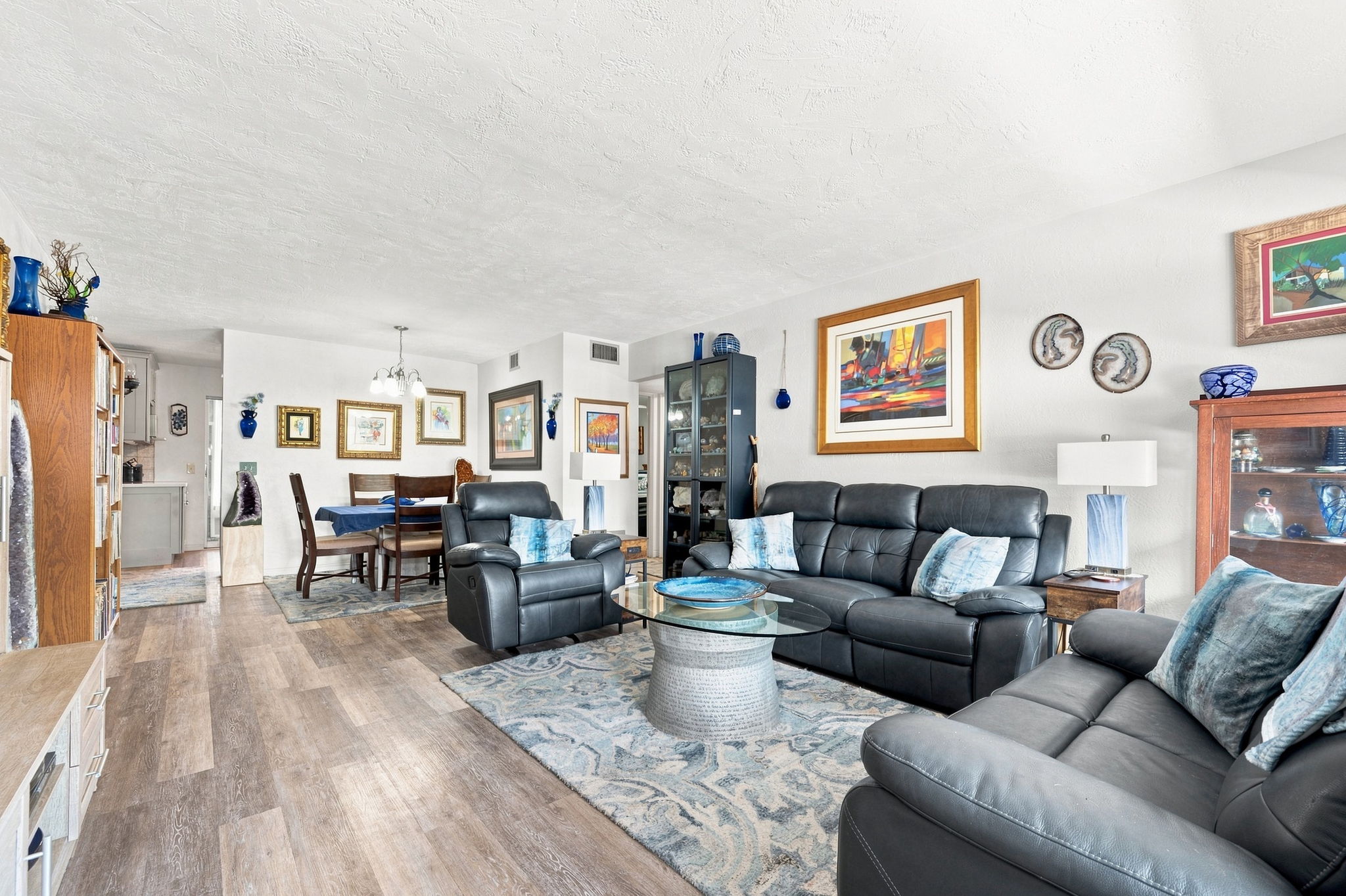Living Room4