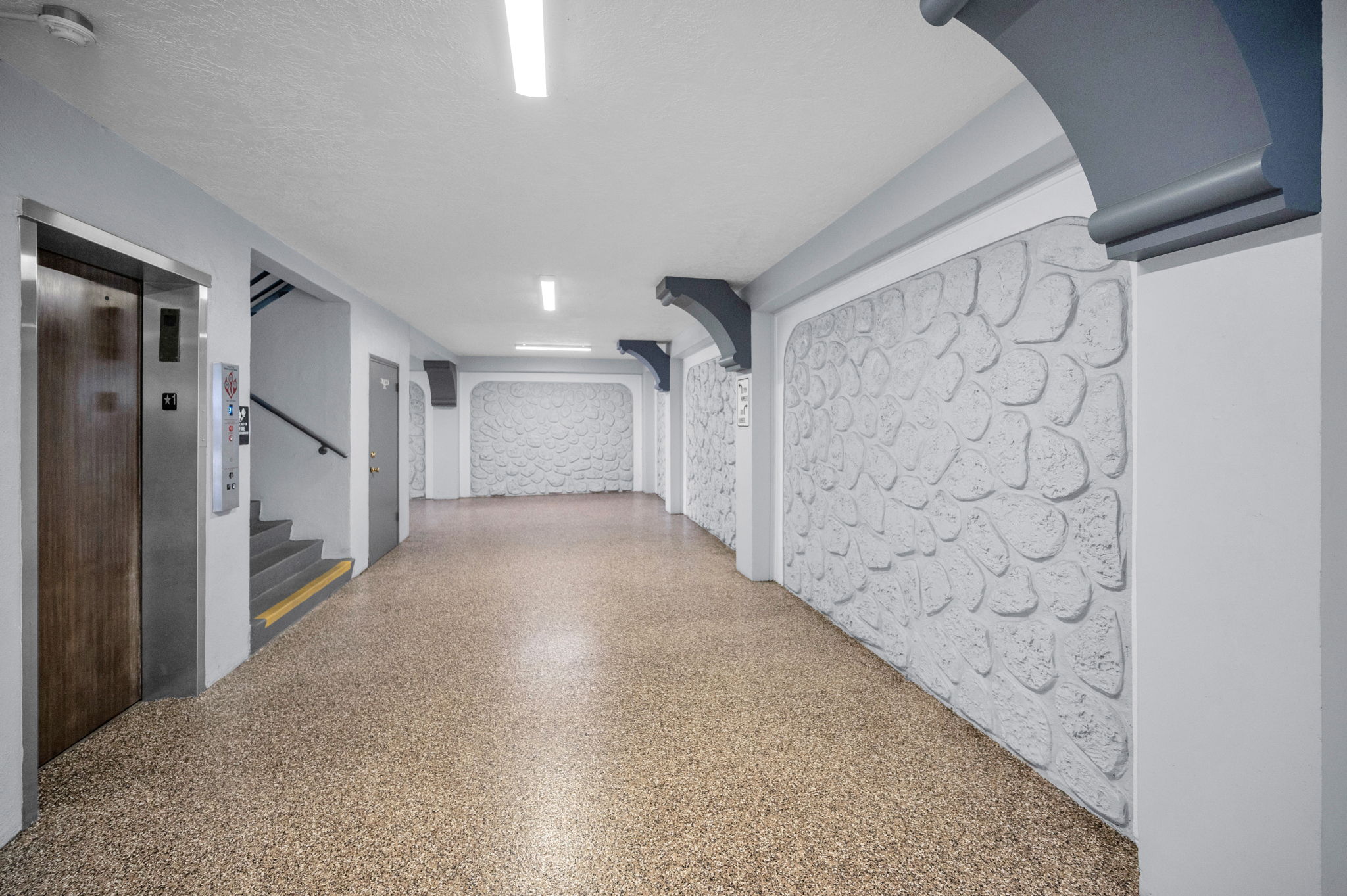 Elevator2