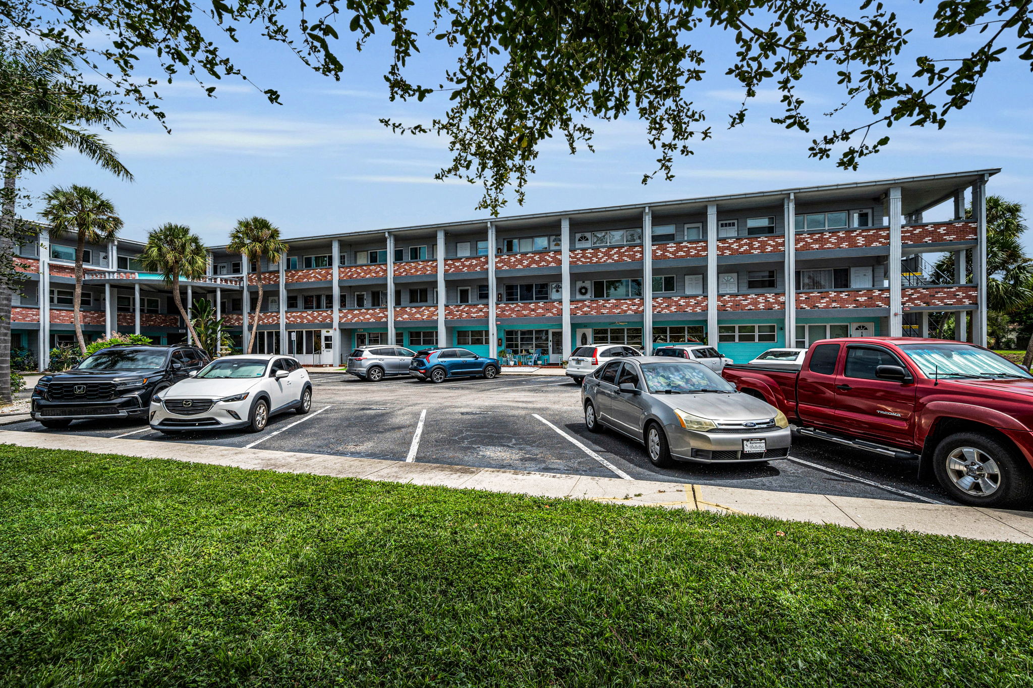 Front Exterior1