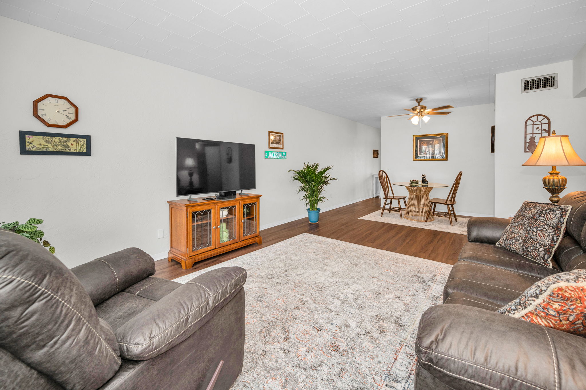 Living Room3