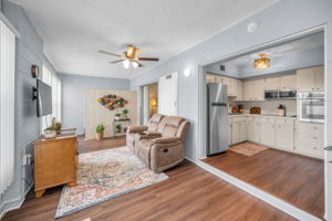 Family Room3b