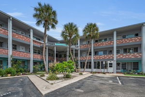 Front Exterior2