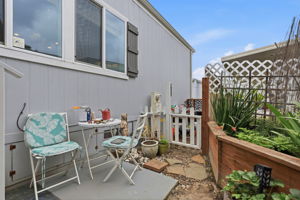 024_F8_4300 Soquel Dr 36