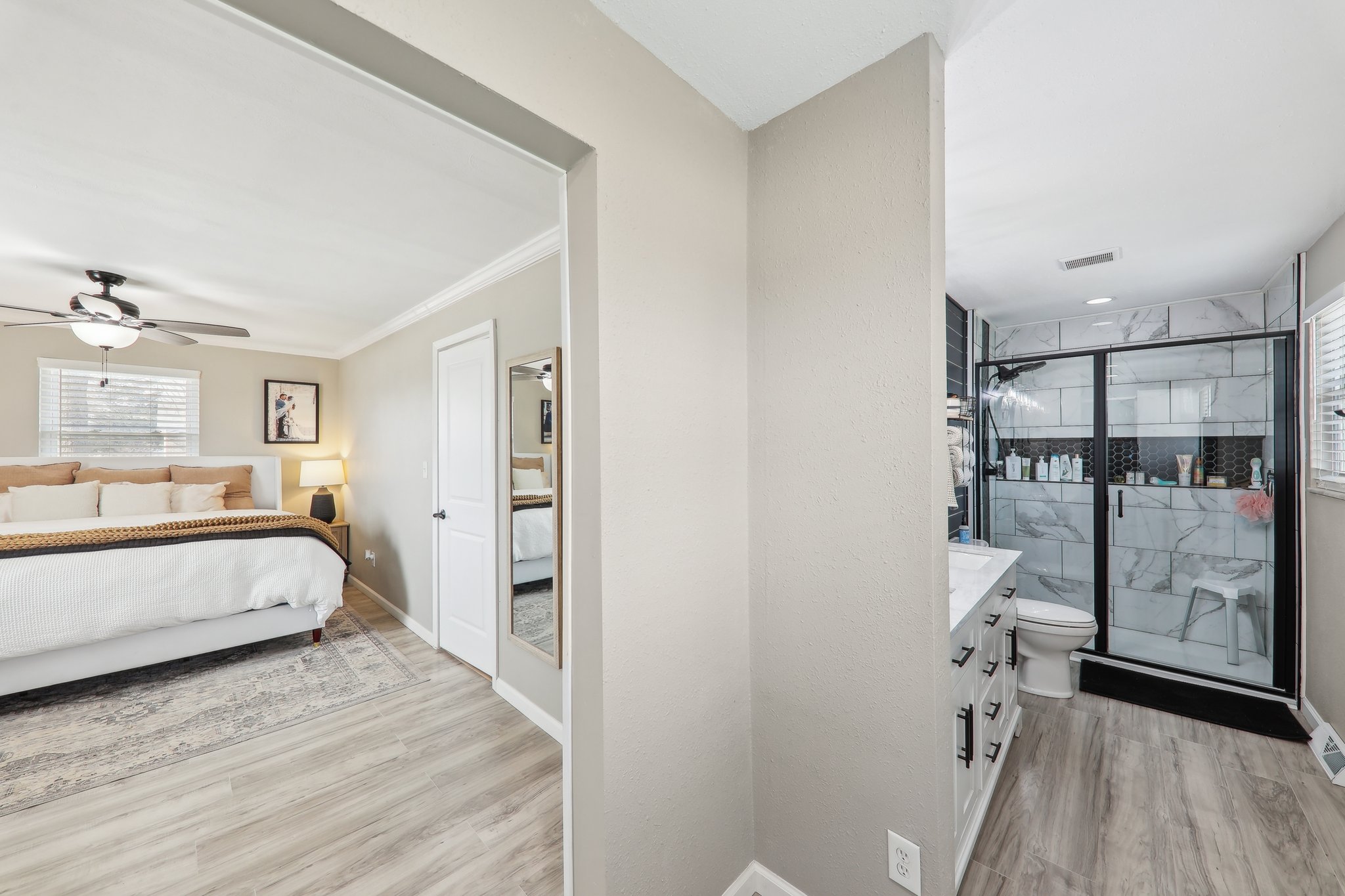 4301 Alad Dr-025.jpg