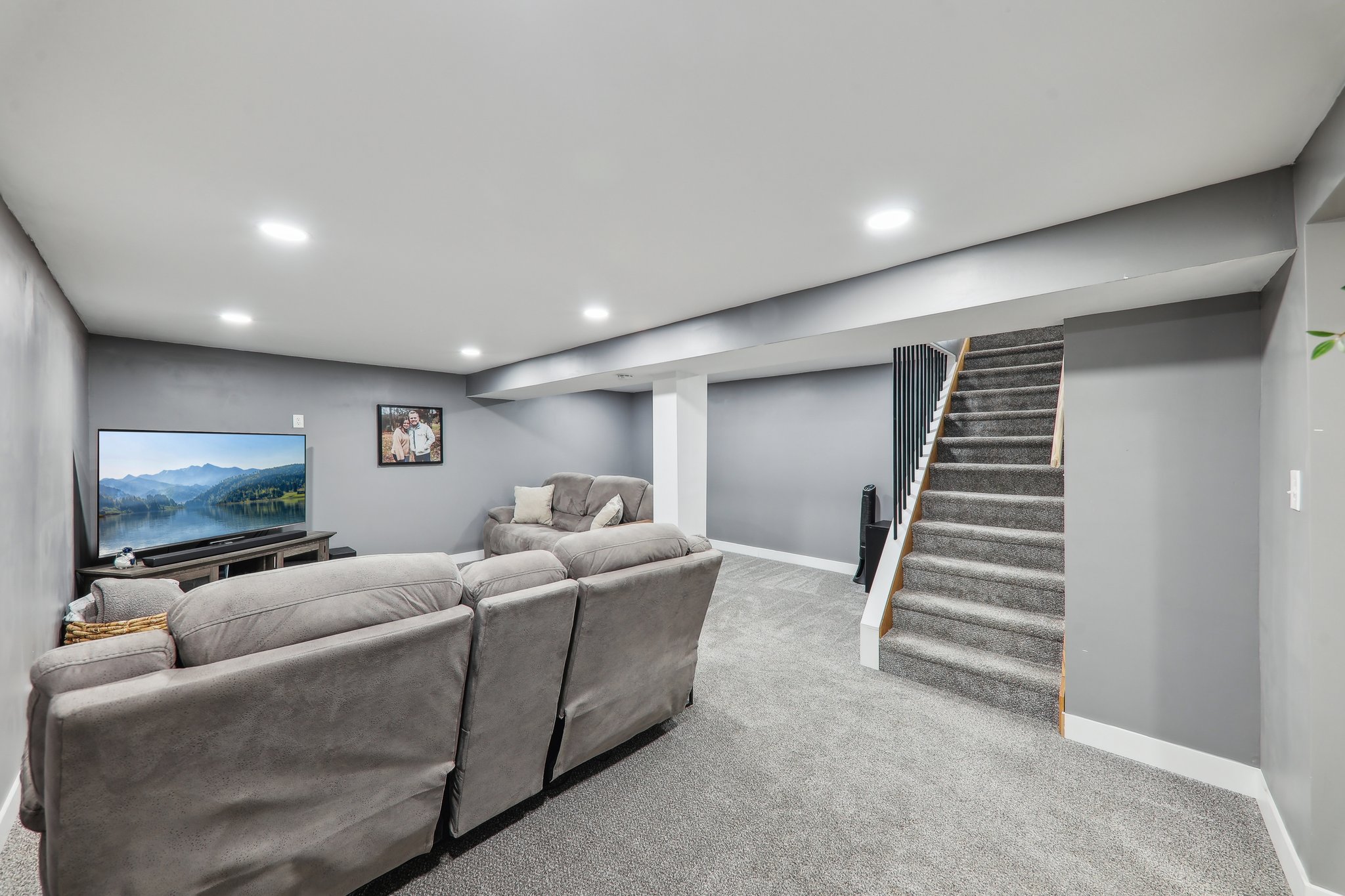 4301 Alad Dr-036.jpg