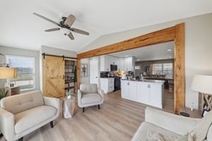 4301 Alad Dr-010.jpg