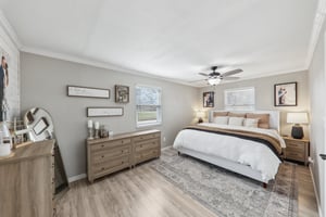 4301 Alad Dr-022.jpg