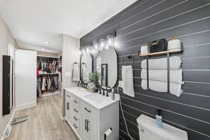 4301 Alad Dr-028.jpg