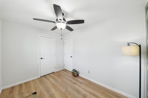 4301 Alad Dr-032.jpg