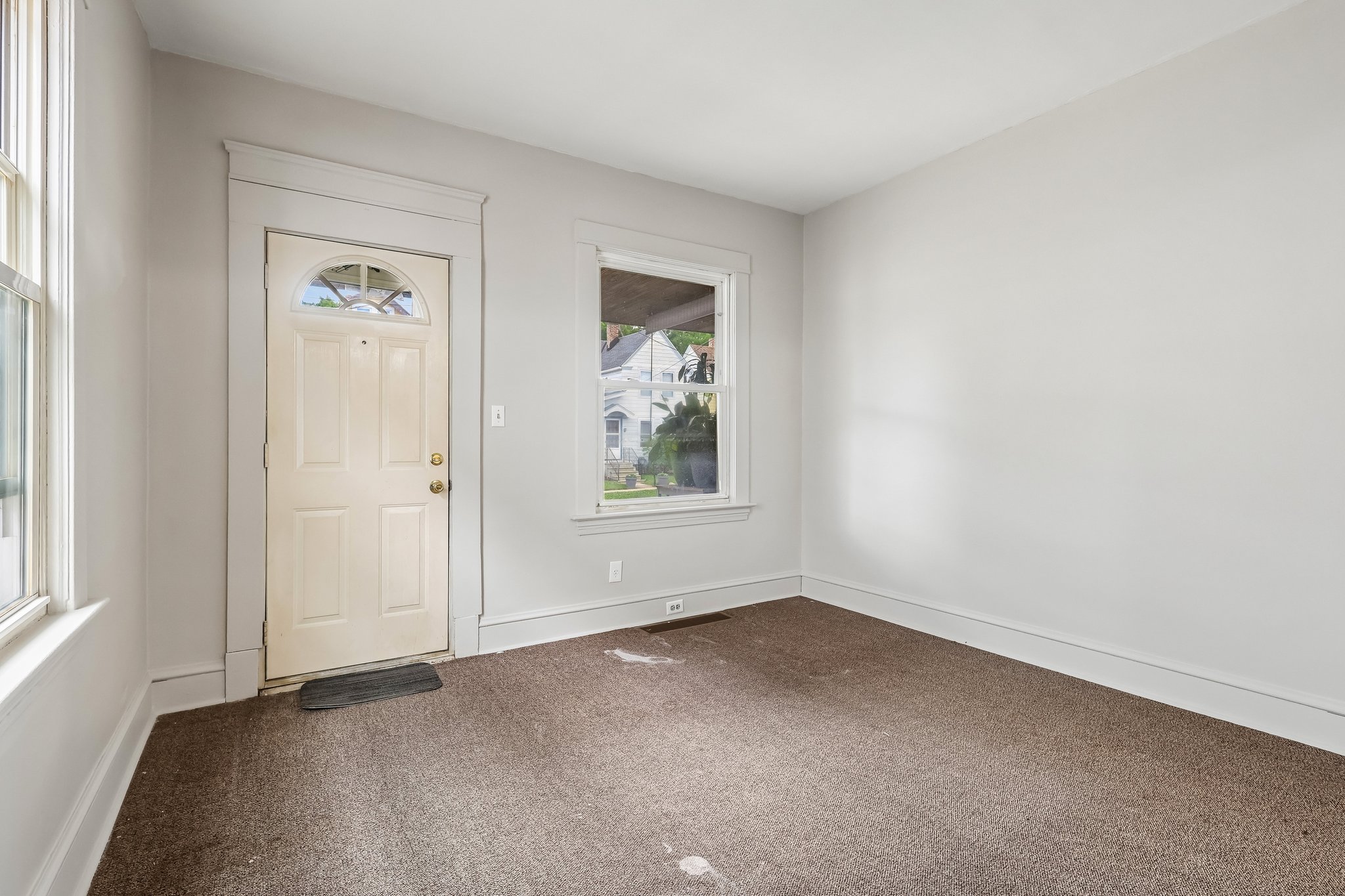 Woburn Ave-S3006-005.jpg