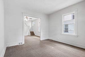 Woburn Ave-S3006-007.jpg