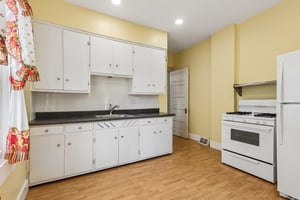 Woburn Ave-S3006-011.jpg