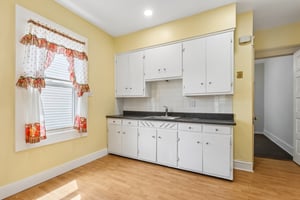 Woburn Ave-S3006-014.jpg