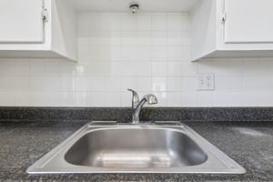 Woburn Ave-S3006-015.jpg