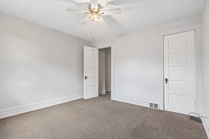 Woburn Ave-S3006-017.jpg