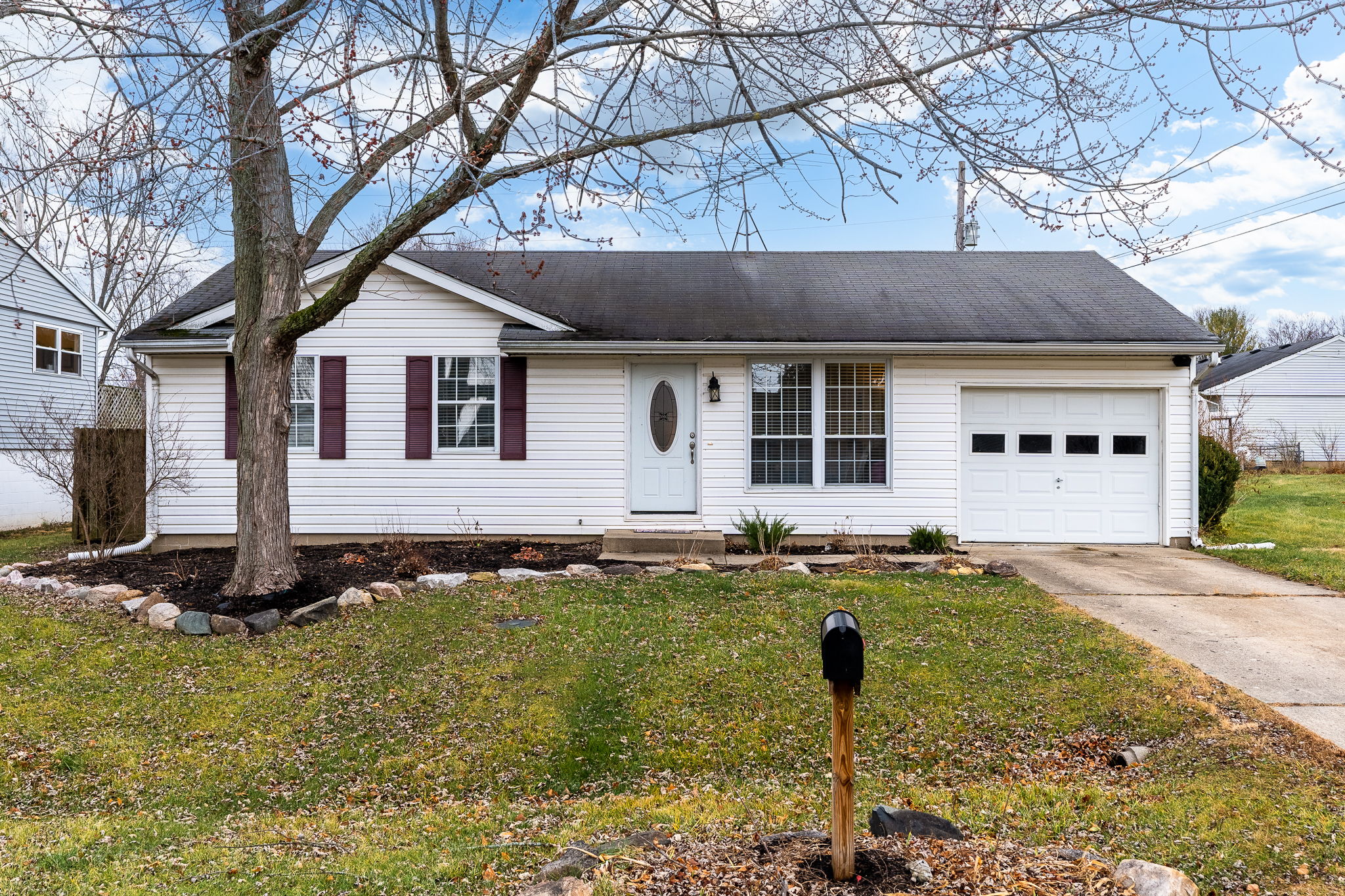 4303 McClellan Ln, West Lafayette, IN 47906 Raeco Realty