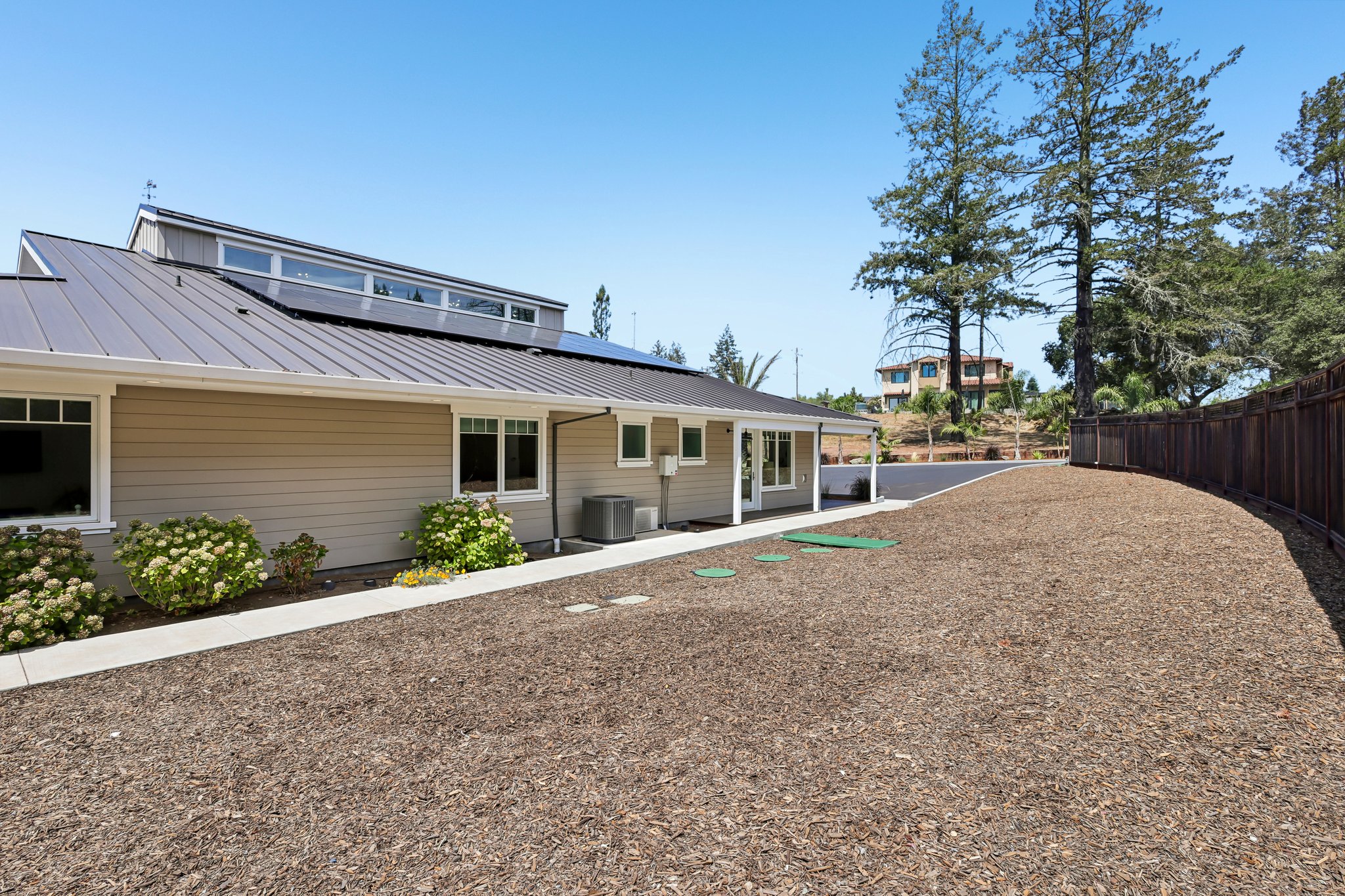 Parker Hill Rd-S1808-054.jpg